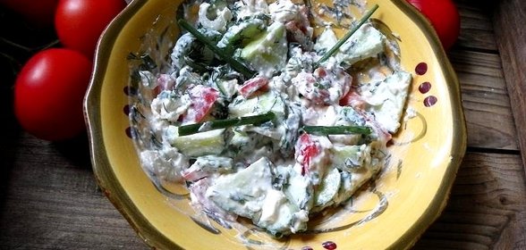 Овощной салат с творогом