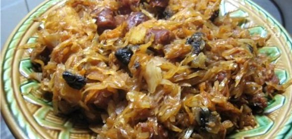 Бигус с колбасой