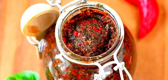 Аджика из острого перца на зиму