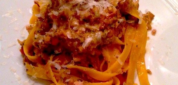 Тельятелли с кроликом и лисичками