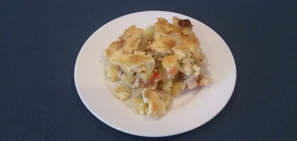 Кальмары, тушенные с овощами