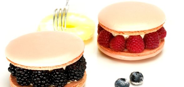 Персональные пирожные макарон