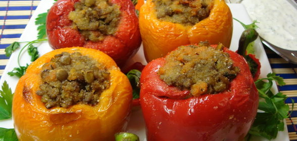Болгарский перец, фаршированный чечевицей
