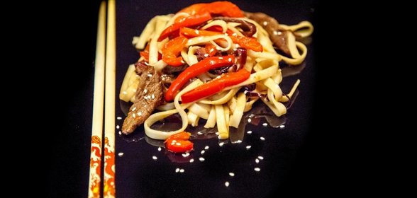 Лапша удон с говядиной