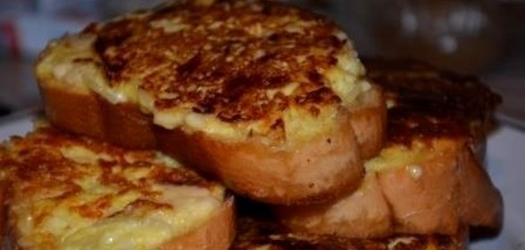 Горячие бутерброды с плавленым сырком