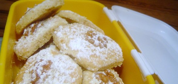 Сельдь со сметаной и отварным картофелем