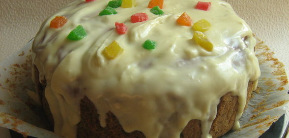 Свекольный торт с сырной глазурью