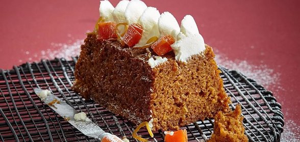 Морковный кекс с имбирем, апельсинами и цукатами