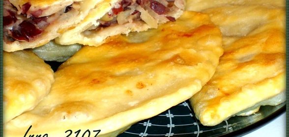 Чебуреки с фасолевой начинкой ( в пост)