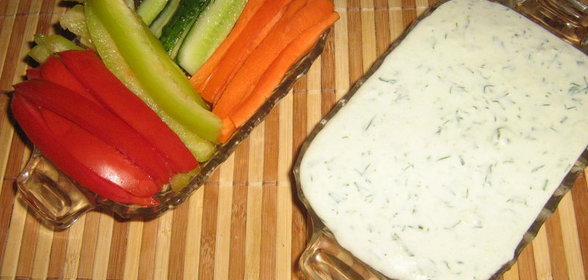 Вкусный соус к свежим овощам.(Возможно вариант)