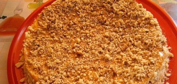 Торт на сковороде со сгущенкой