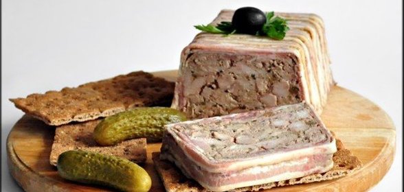 Террин из кролика с белыми грибами в двух вариациях Обожаемой имениннице