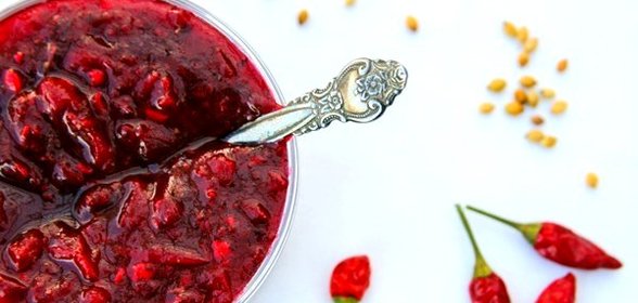 Соус ткемали из красной алычи