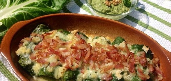 Запеченные голубцы из мангольда