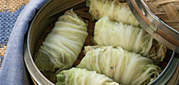 Трубочки из капусты со свининой