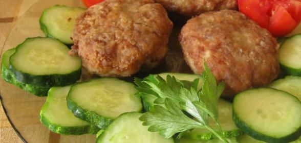 Котлеты жареные из свинины