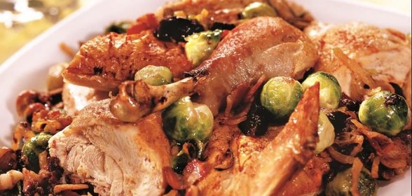 Индейка с кольраби и брюссельской капустой