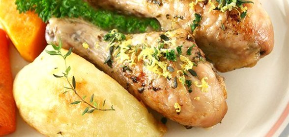 Куриная голень с картошкой