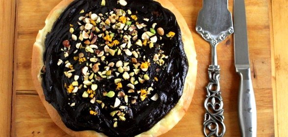 Пицца с шоколадом