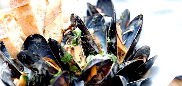 Мидии с чоризо