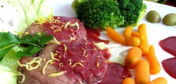 Соус из красной смородины к дичи