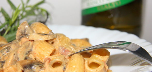 Паста с шампиньонами по - норвежски