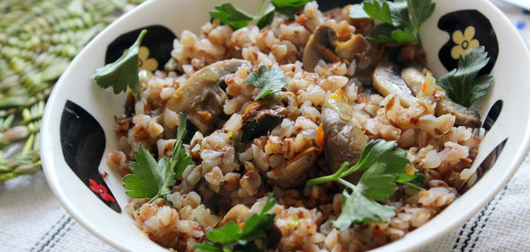 Гречневая каша с шампиньонами