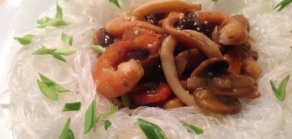 Фунчоза с морепродуктами