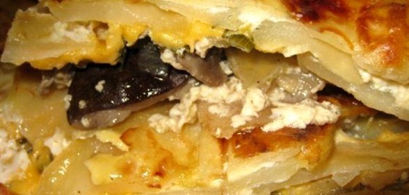 Картофельная запеканка с грибами и сыром