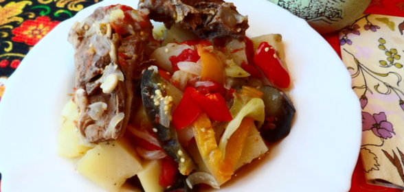 Баранина тушёная с овощами,по мотивам Домлямы