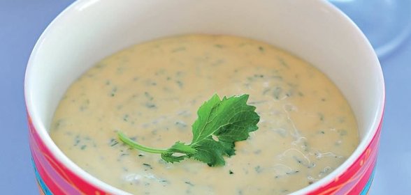 Пикантный майонез с листьями редиса