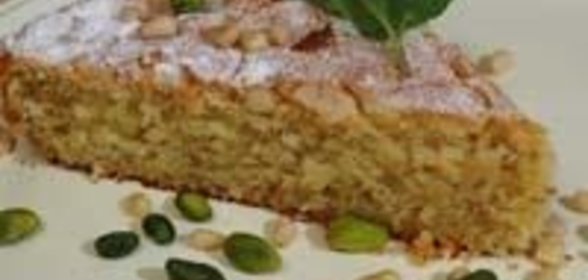 Кекс с кедровыми орешками