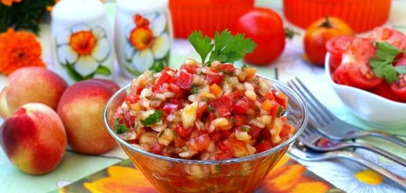 Овощная сальса с персиками