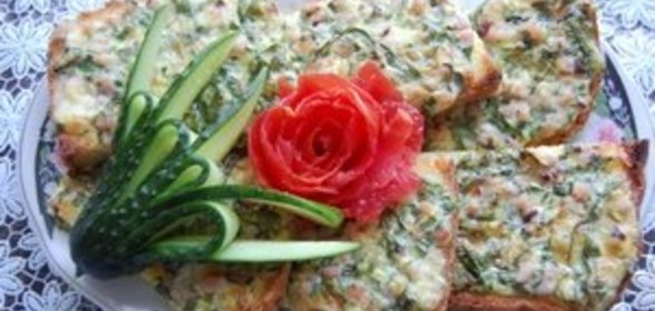 Горячие бутерброды с ветчиной и моцареллой (как вариант)