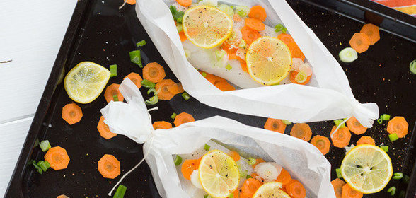 Треска, запеченная с овощами