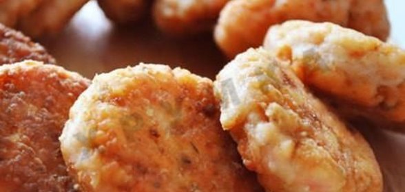 Котлеты из семги и крабовых палочек