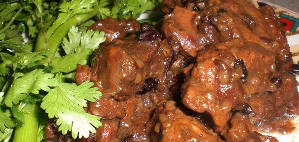 Творожная запеканка с морковью и изюмом