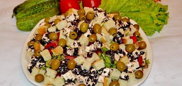 Куриные бёдра с овощным гарниром