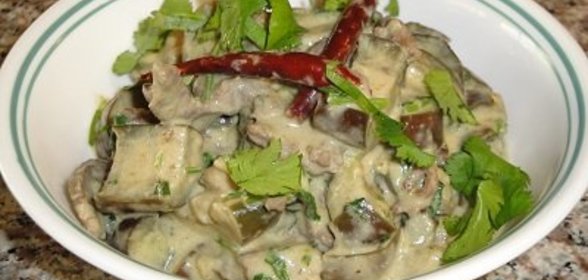 Говядина с зелёным карри ! ! !