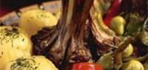 Царска корона от агнешко с кост