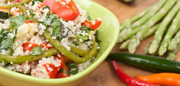 Кускус со спаржей и кабачками