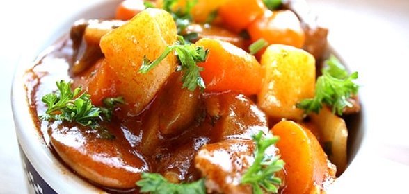 Баранина с картофелем в мультиварке