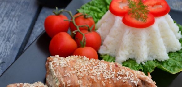 Трубочки из индейки с творожной начинкой