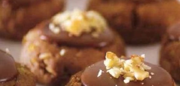 Шоколадное печенье с кокосовой стружкой и кукурузными хлопьями