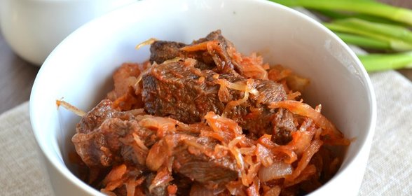 Тушеная квашеная капуста в мультиварке