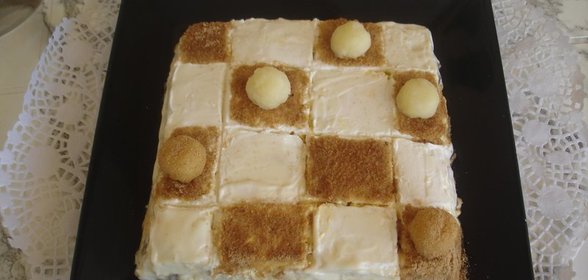 закусочный тортикШашки