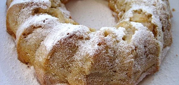 Кекс с яблоками