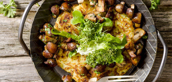 Жареная картошка с белыми грибами