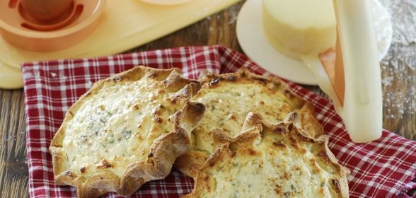 Калицуния, пирожки с творогом на оливковом масле