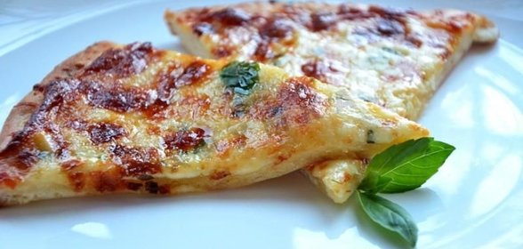 Сырная пицца